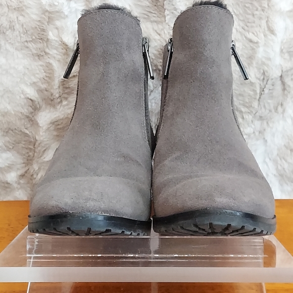 Cole Haan Waterproof Ankle Boots w/fur, sz 7.5 - Picture 9 of 14